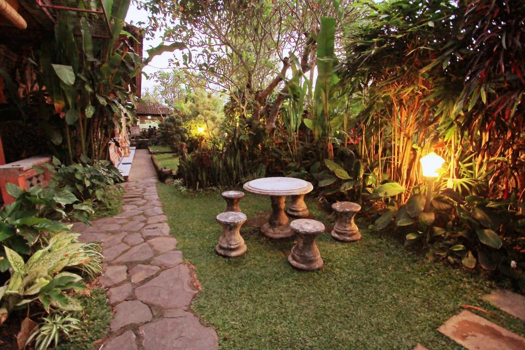 Pering Bungalow Ubud Exterior photo